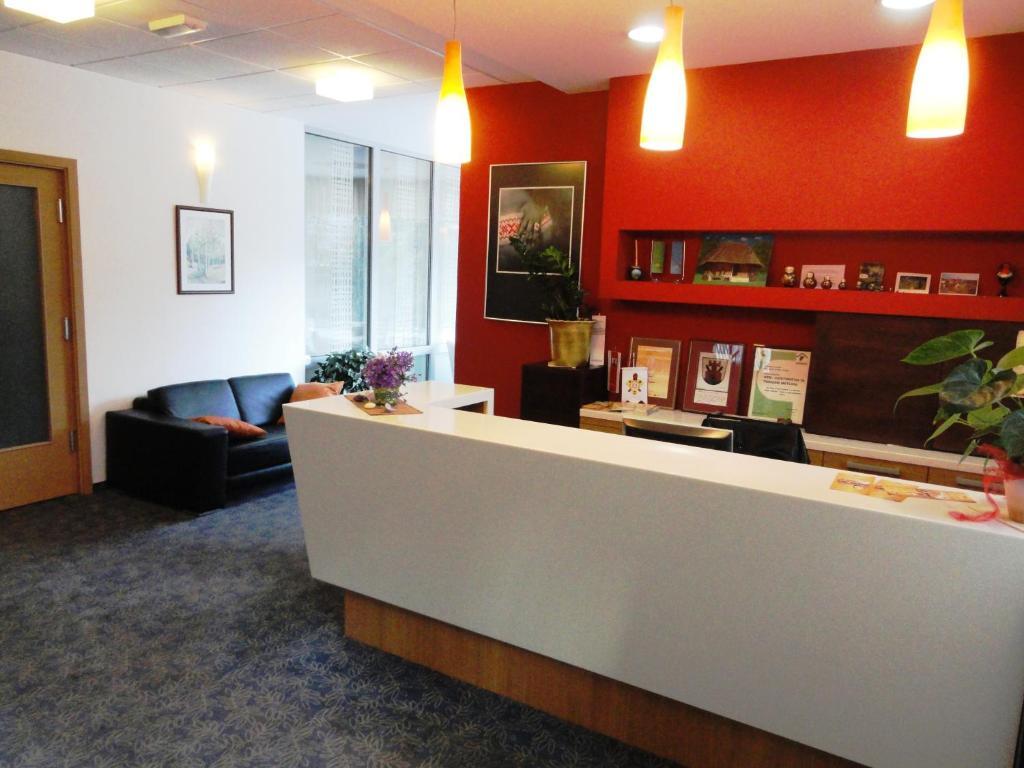 Hotel Bela Krajina Метлика Экстерьер фото